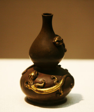 明代双螭铜葫芦瓶