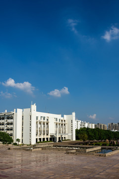 大学建筑楼