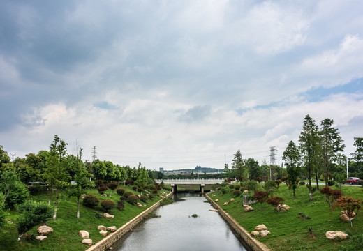 羊山湖水景