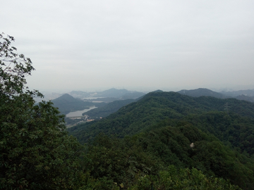 山中远眺风景