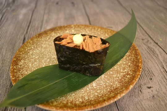金枪鱼寿司