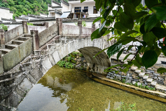龙川古石桥