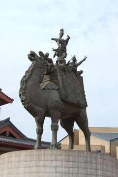丝路乐舞 大型锡青铜组雕