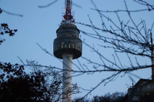 首尔塔 高塔 首尔山塔 韩国塔