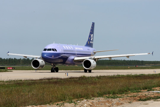 东星航空 空客飞机