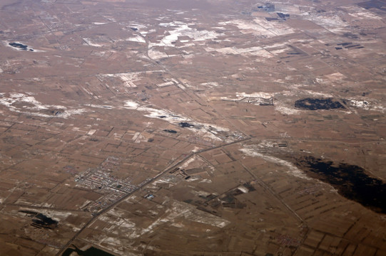 俯瞰 山川大地