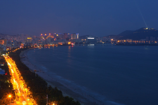 三亚湾夜景