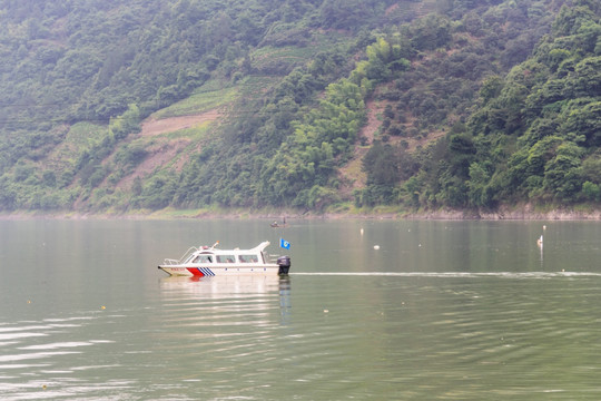 青山绿水