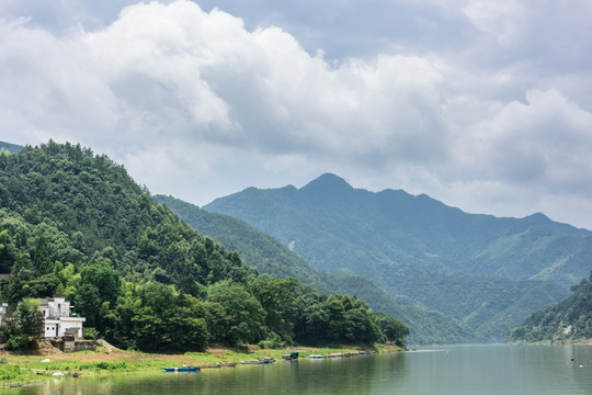 青山绿水