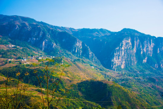 山村 高山