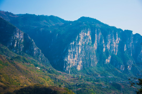 山村 高山