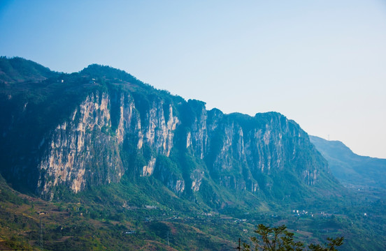 山村 高山