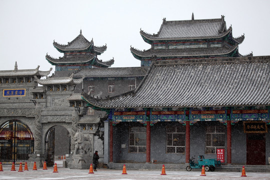 灰瓦 中国建筑 飘雪 古建筑