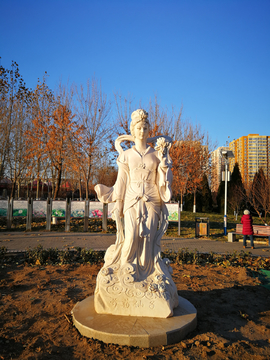 芍药仙子雕塑