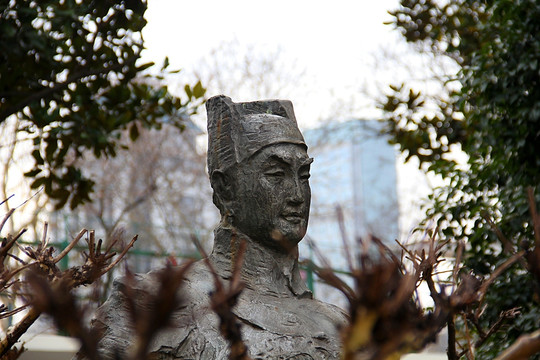 南京大学 校园雕塑