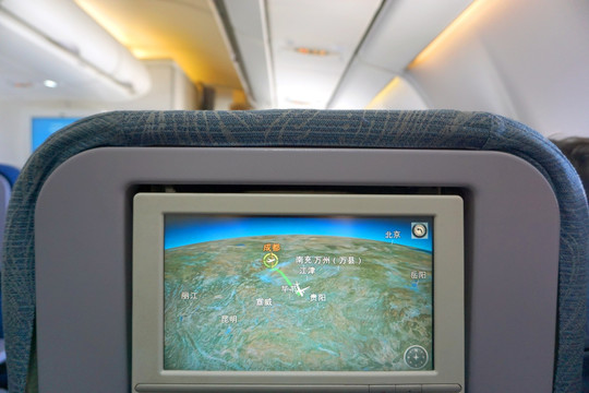 机上娱乐系统 客机机舱内景