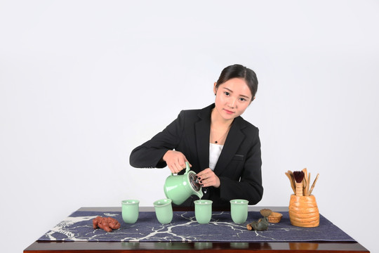 泡茶女人