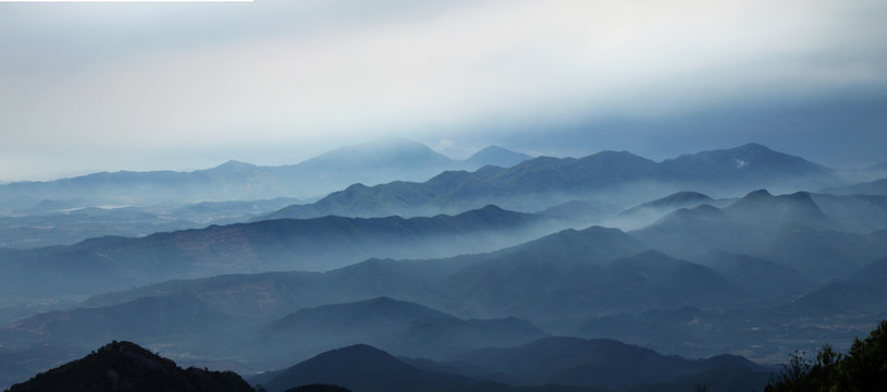 广州增城牛牯嶂山顶风光