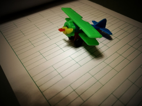 玩具小飞机