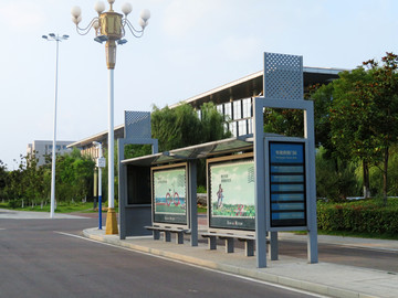 公交车站台