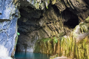 山泉