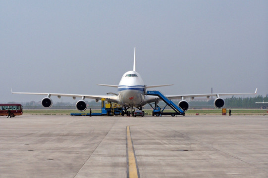 国航 货机 空运 抗震物资