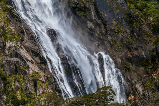 米尔福德峡湾