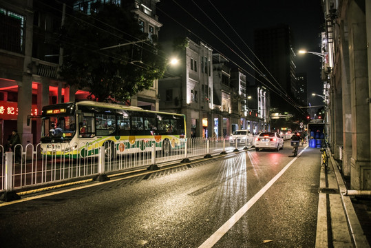 广州老街夜景