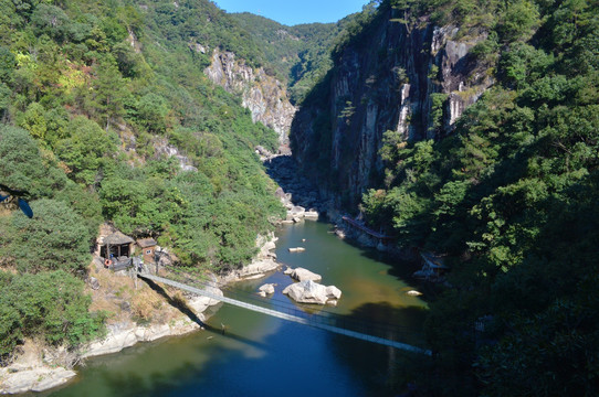 九鲤湖