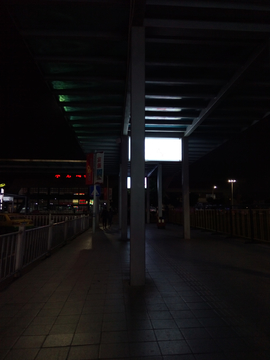 火车站夜色