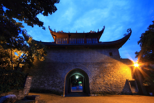 柳州东门 东门 东门夜景