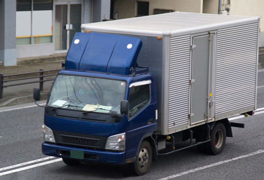 厢式货车 货柜车