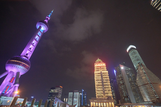 上海中心夜景 高清大图