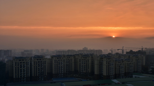 西昌城日出