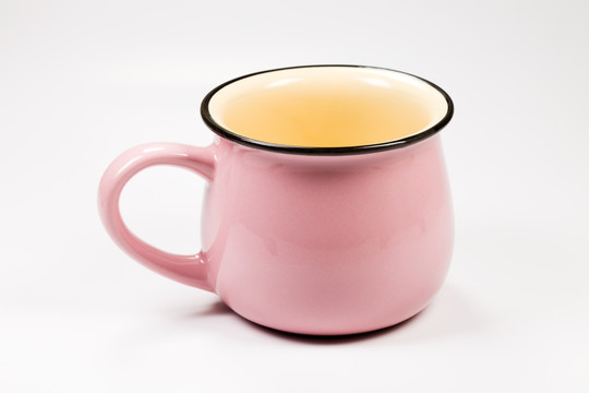 一只粉红色茶杯