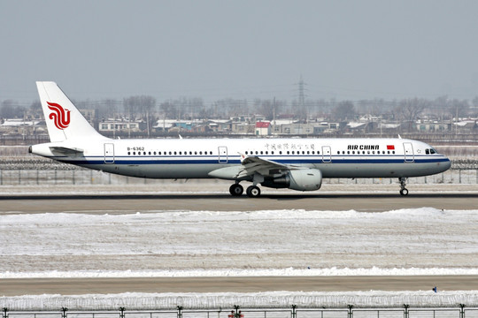 雪地 飞机 中国国际航空