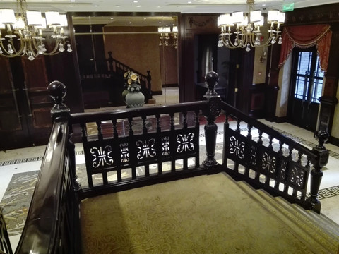 老洋房楼梯间