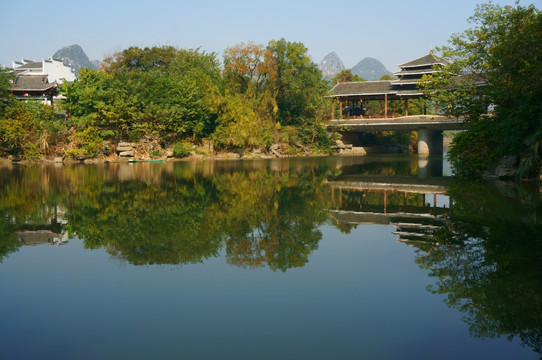 两江四湖