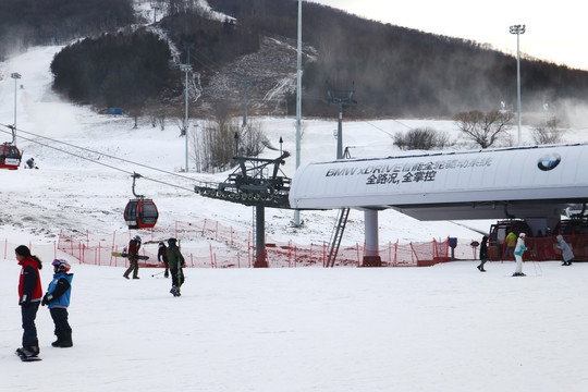 吉林万科青山滑雪场