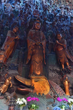 杭州灵隐寺 菩萨像