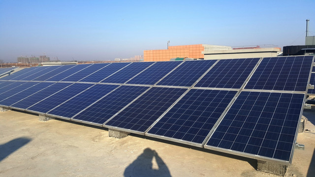 太阳能电池板 绿色能源