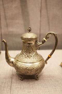 黎巴嫩国礼錾花银咖啡壶
