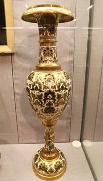 印度国礼长颈高足铜瓶