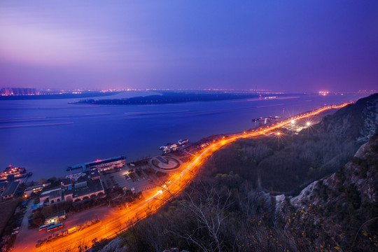 南京滨江风光带夜景