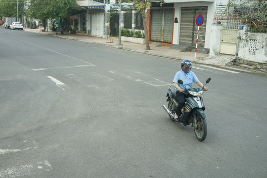 越南街景 骑摩托车的人