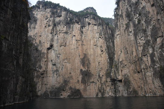 高峡平湖