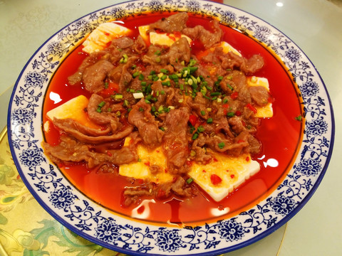 黄焖豆腐肉片