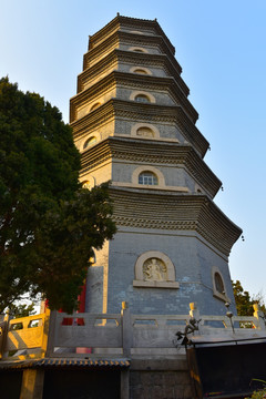 青岛湛山寺药师塔