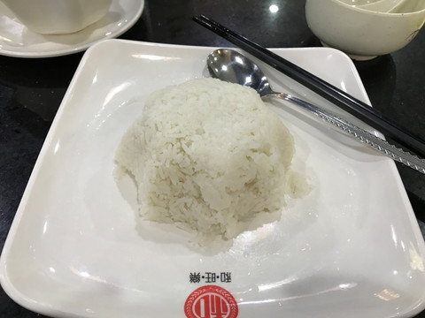 非常普通的一碗白米饭