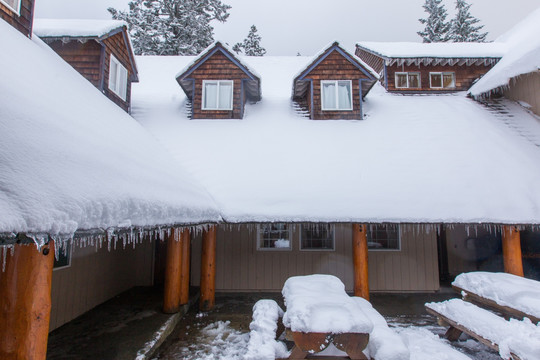 雪地小屋